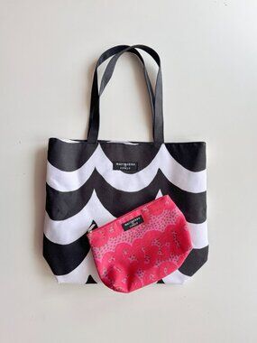 2pc CLINIQUE x MARIMEKKO Set - Graphic Waves Tote Bag & Make Up Toiletry Pouch